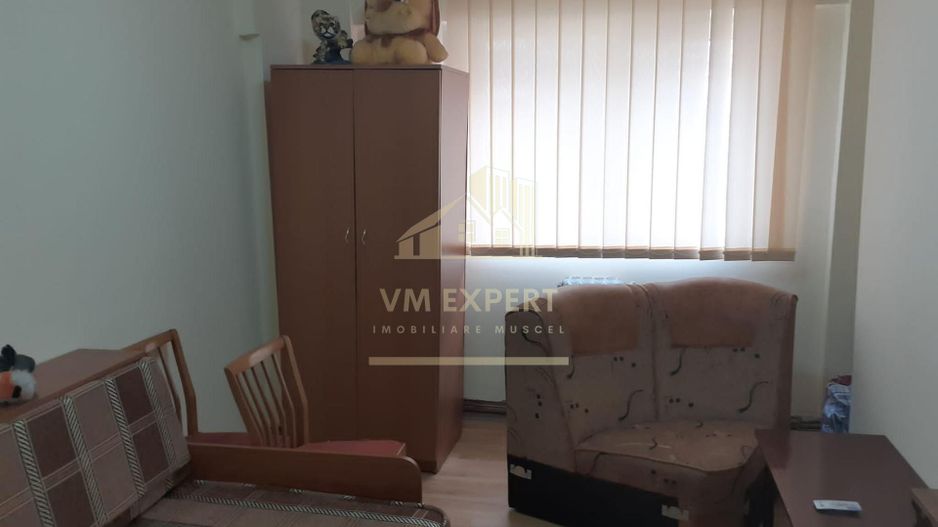APARTAMENT 3 CAMERE, ETAJ 3, CAMPULUNG, TURN - Poză 3