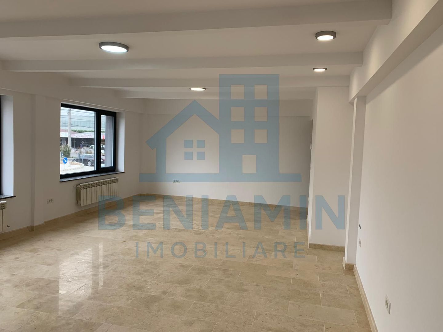 Spațiu modern 60mp cladire noua Bd. Nicolae Romanescu - Poză 2