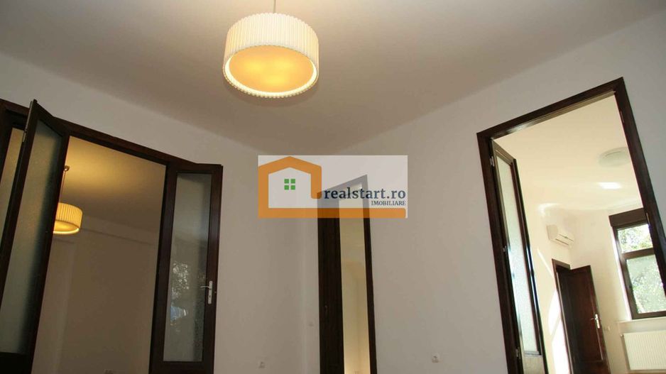 Polona - Pta Romana, Exclusivist, Metrou Romana la 600m distanta, boxa - Poză 23