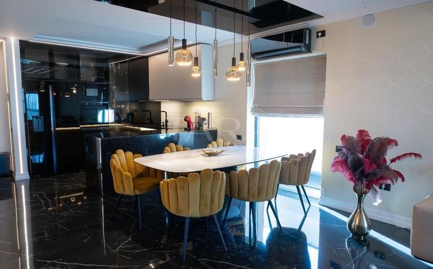 Penthouse exclusivist cu terase spectaculoase și jacuzzi. - Poză 1
