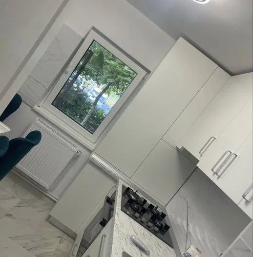 2 camere, decomandat, parter,  Masniță - Poză 3