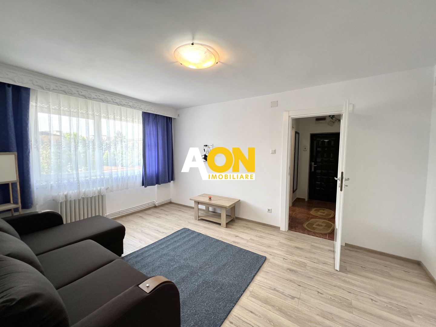 Apartament cu 2 camere, etaj intermediar, zona Parc - Poză 2