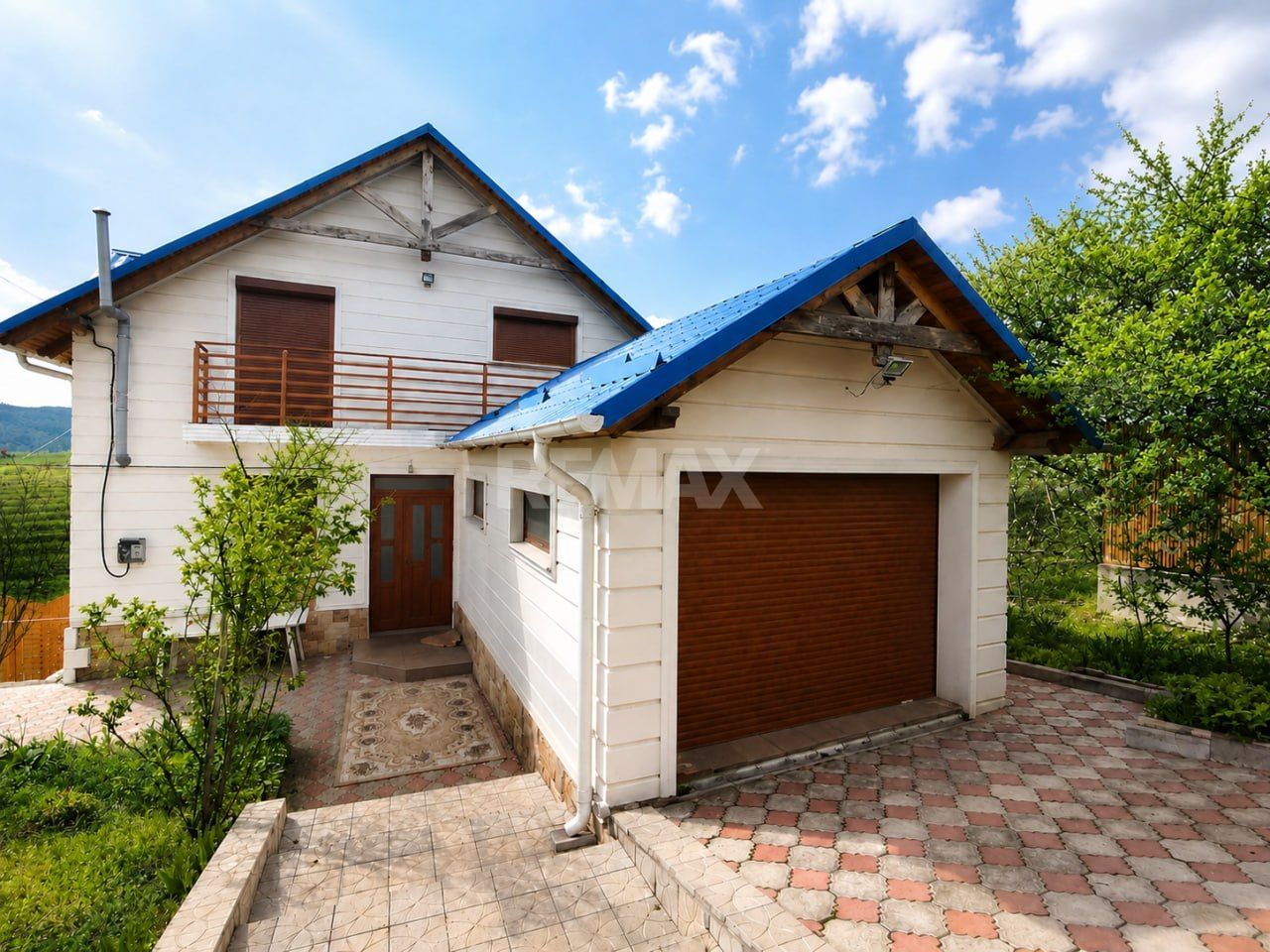 Casă generoasă cu 2 Nivele și confort modern – 10 Ari, Băcioi (sat Frumușica) - Poză 4