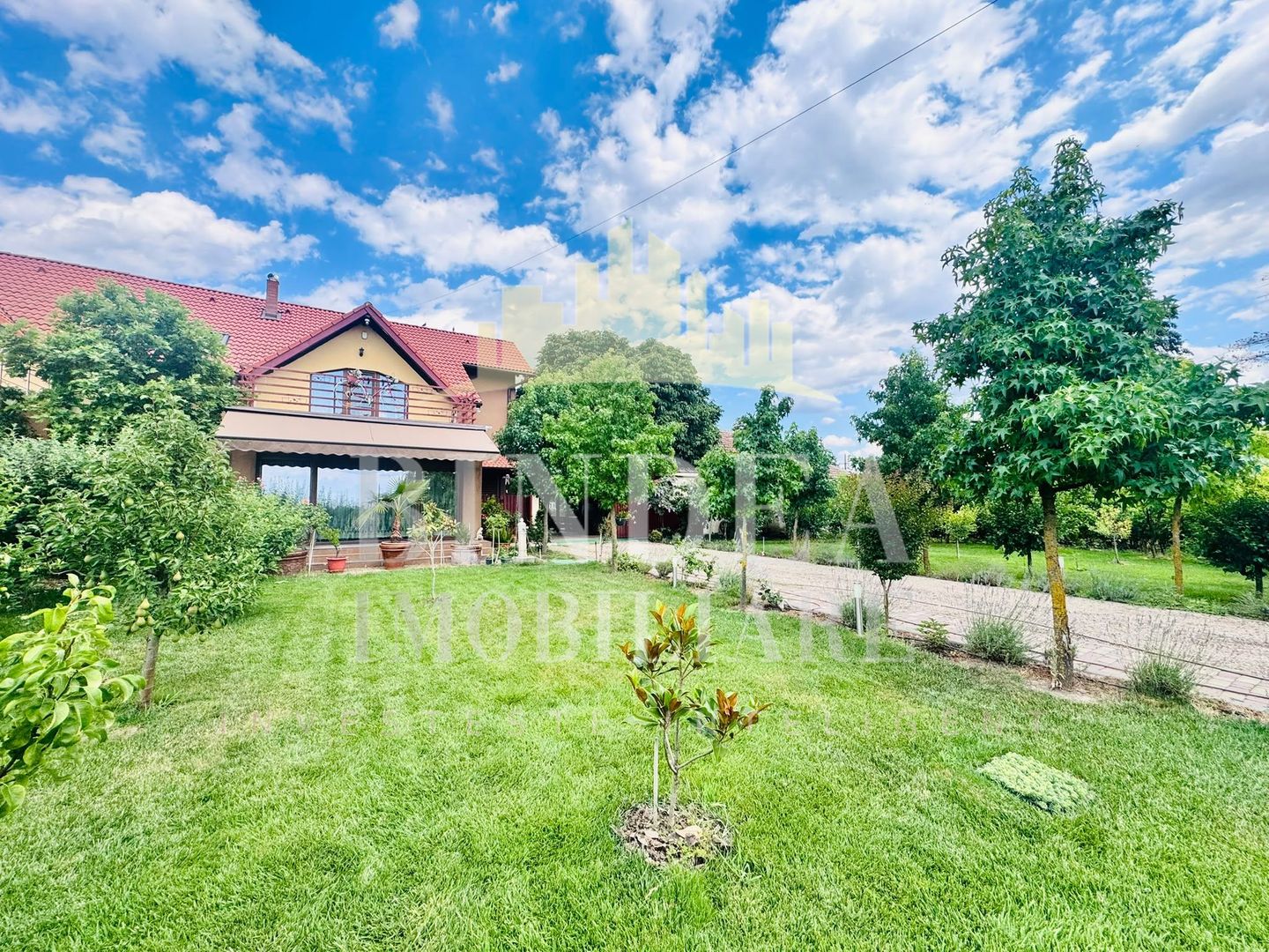 Proprietate individuala premium la intrare in Pischia - Poză 19