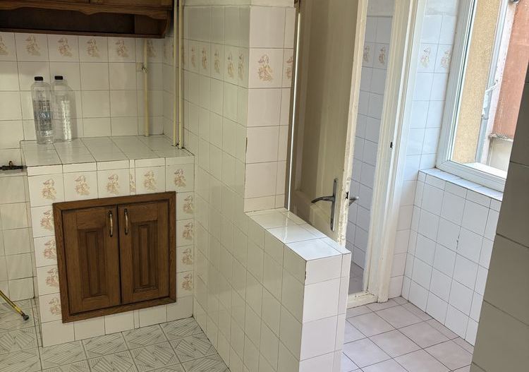 APARTAMENT SOARELUI -  2 camere - decomandat - Poză 3