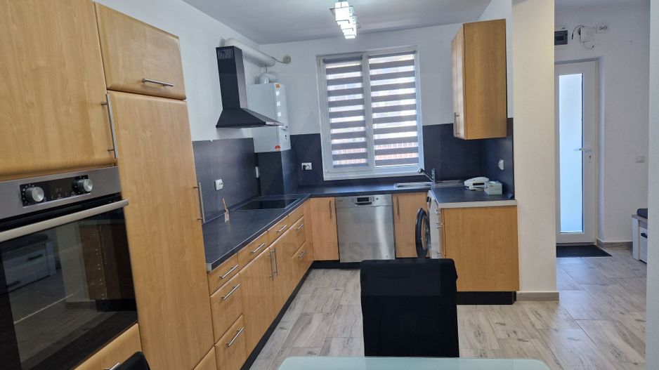 Casa 4 camere 84 mp utili curte privata balcon parcare Zona Triajului - Poză 1