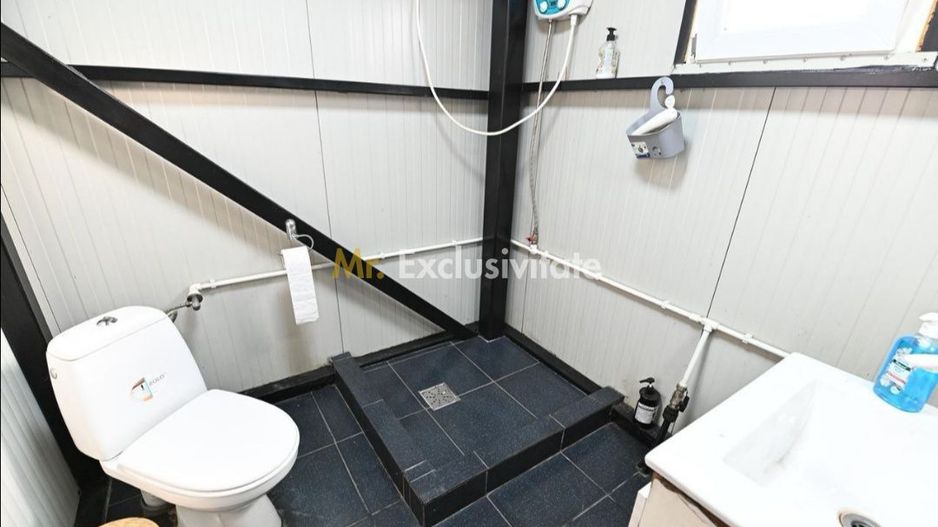 De vanzare proprietate Podari – 2 hale industriale + casa și spatiu recreativ - Poză 12