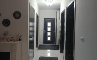 Duplex despartit prin garaj -Dumbravita - zona Lidl - Poză 14