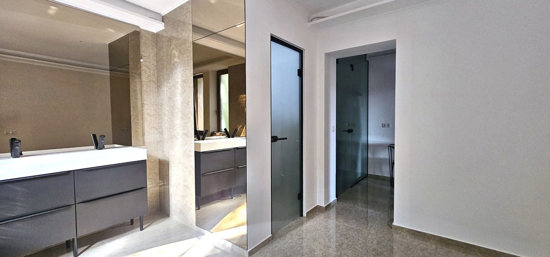 Birouri & Coworking de închiriat | Centrul Vechi Brașov | 0% Comision - Poză 8
