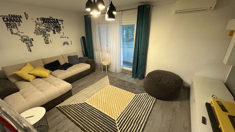 Apartament 3 camere  renovat in zona Lipovei - Poză 2