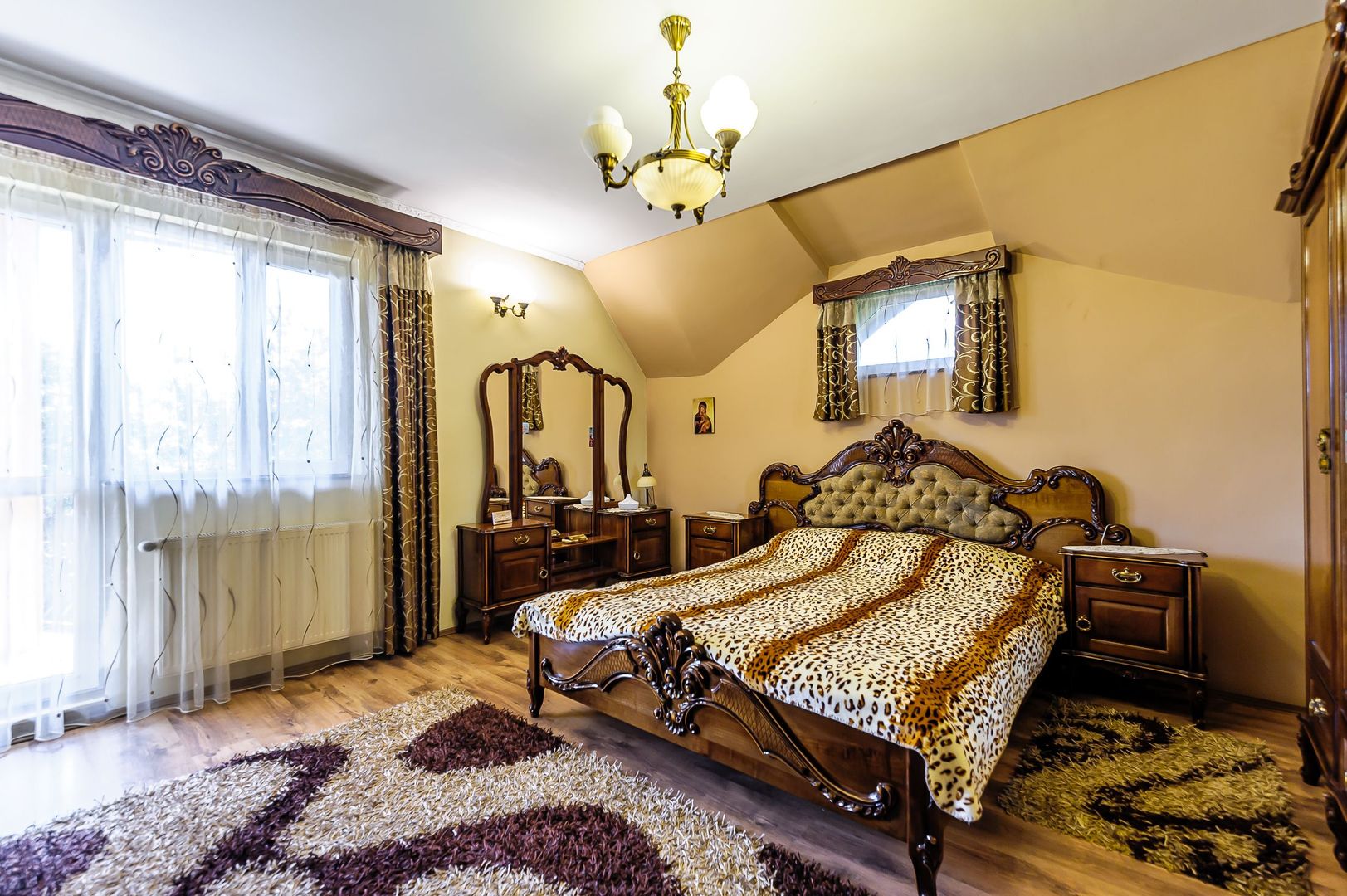 Oază de verdeață în Arad, cartier Pârneava, Arad - Poză 5