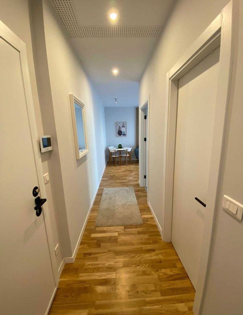 AP. 2 CAMERE ESCAPE RESIDENCE, INCALZIRE PARDOSEALA, BUCATARIE INCHISA - Poză 7