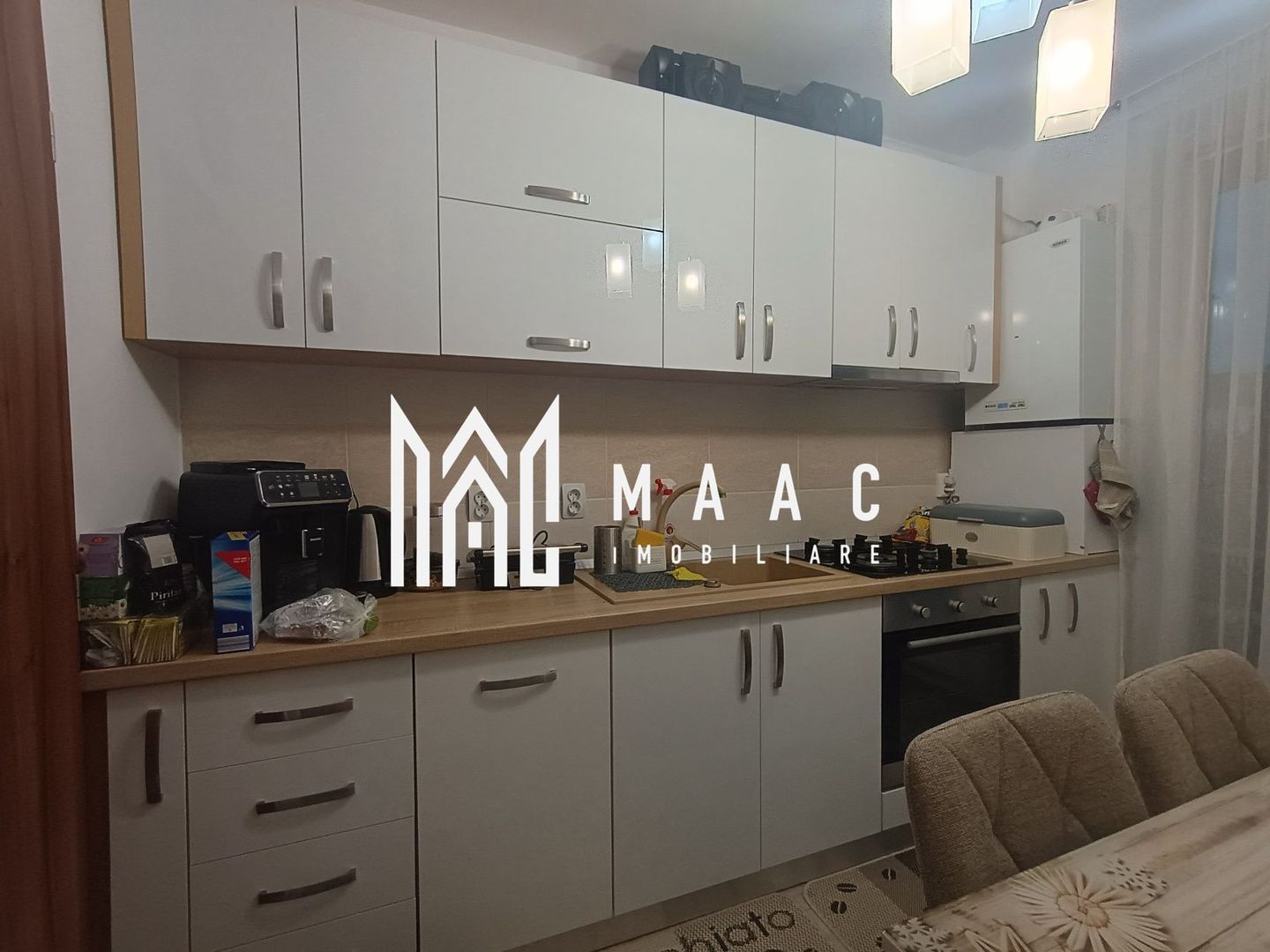 Se vinde apartament cu 3 camere in Selimbar zona Dracula - Poză 6