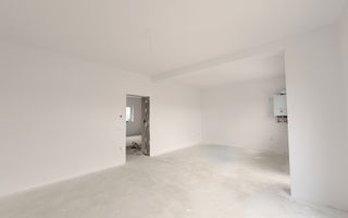 Casa  la cheie 4 camere-Selimbar - Poză 4