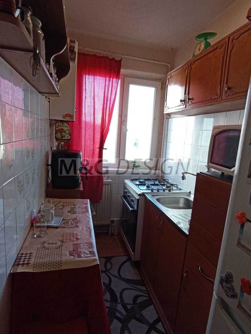 Apartament 4 camere zona Dacia - Poză 3