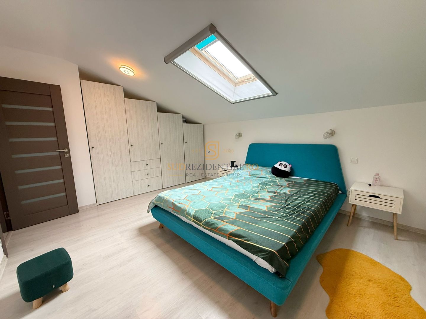 Vila insiruita mobilata si utilata / 4 camere/ 3 Bai / Curte proprie - Poză 16
