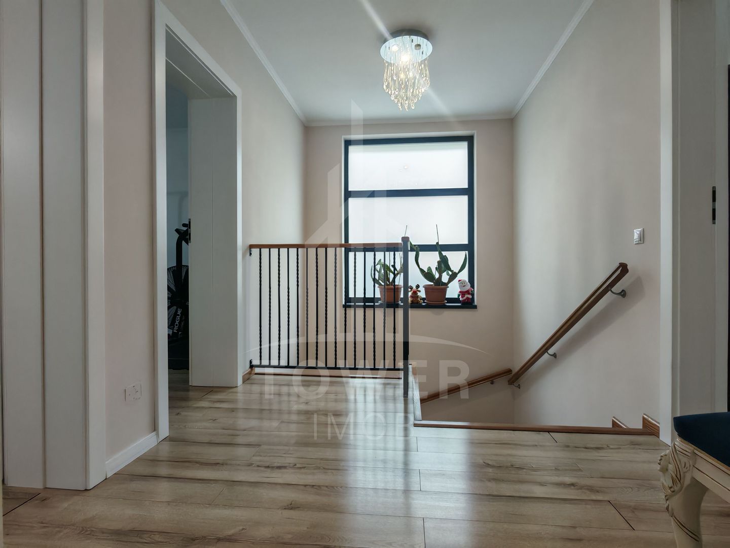 Casă individuală de vânzare situată în Șelimbăr - Poză 8