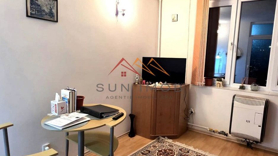 Garsoniera, 20 mp utili, etaj 1, mobilata, Campina, Prahova - Poză 1