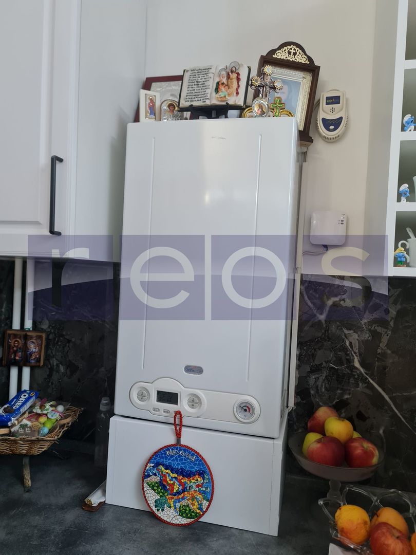 VANZARE CASA P+1+M | 5 MINUTE METROU APARATORII PATRIEI - Poză 10