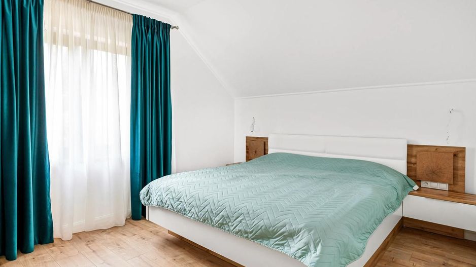 De inchiriat Casa moderna 160 mp teren 1000 mp Tocile Sadu - Poză 24