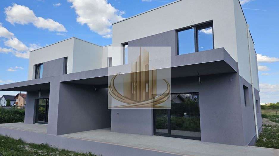 Duplex Săcălaz | 140 mp | Garaj | 2 Terase | 300 mp Teren - Poză 1