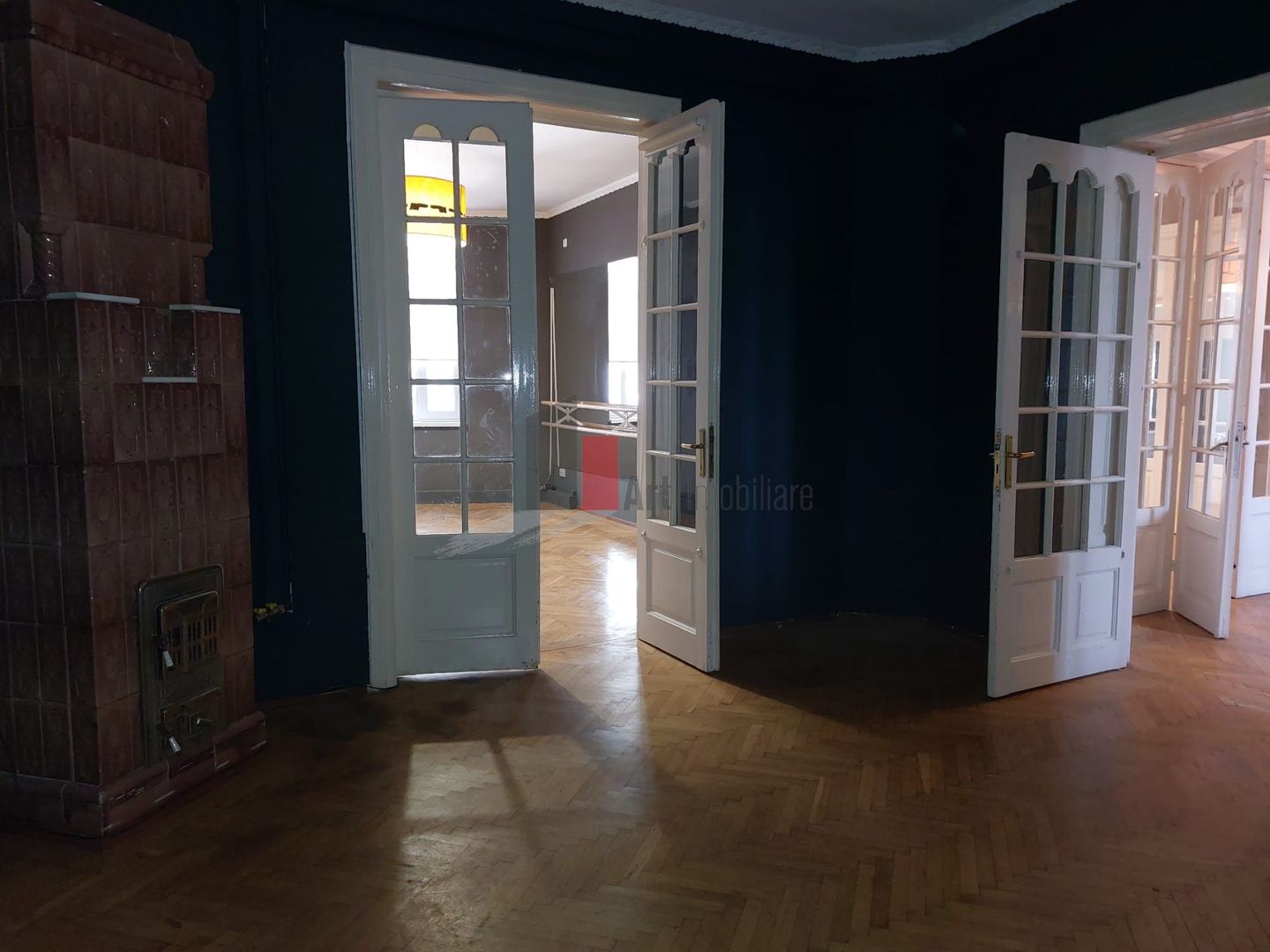 Spatiul "BRYNT", et. 1 in vila, INTRARE SEPARATA, SINGUR PE NIVEL - Poză 9