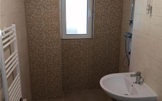 Apart Aradului  bloc nou+terasa de 10 m - Poză 5