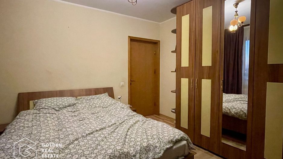 Casă generoasă pentru activități comerciale- Calea Vitan - Poză 16