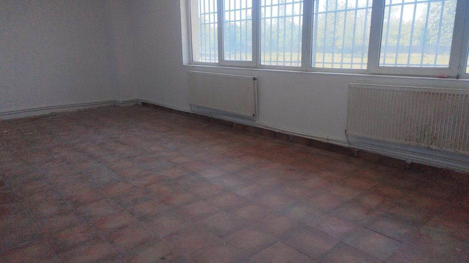 Spatiu comercial cu rampa pentru masini / Otopeni-Odai - Poză 3