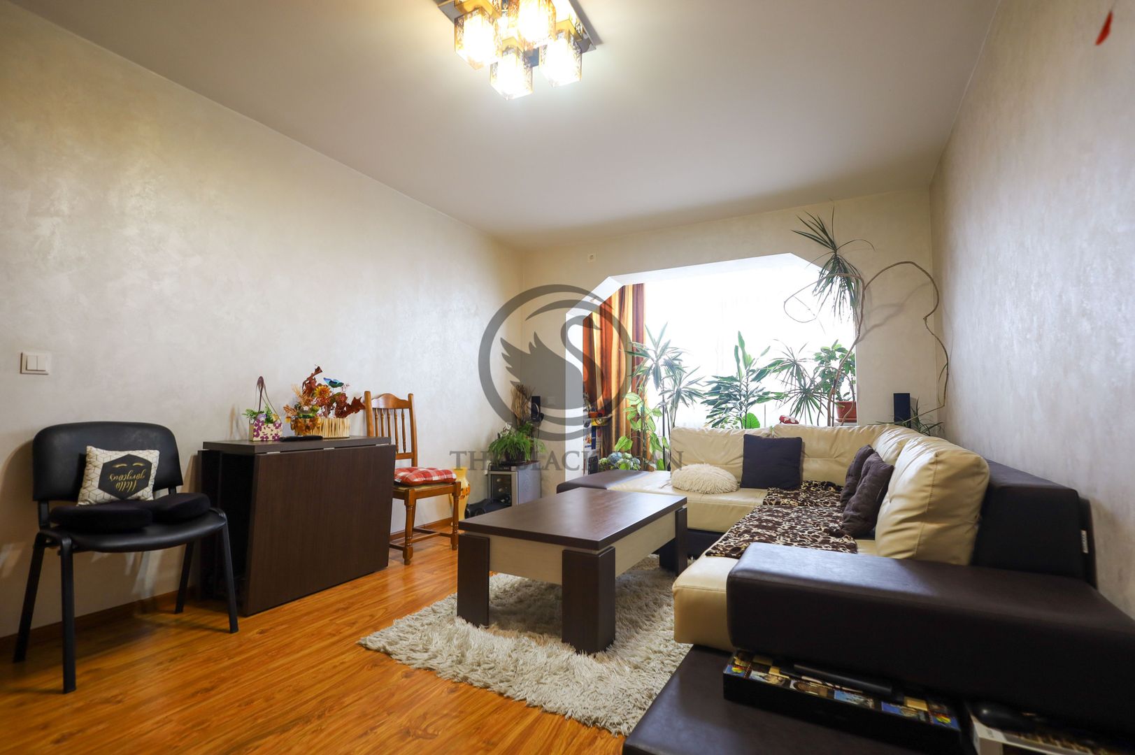 Apartament cu 3 camere de vanzare | Vest, Ploiesti | Comision 0% - Poză 1