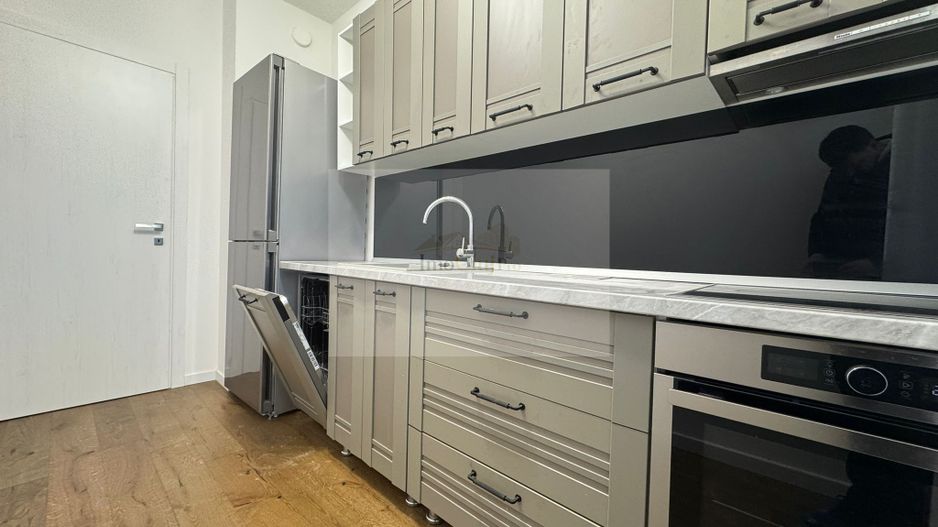 Închiriere apartament 3 camere decomandat – Record Park - Poză 2