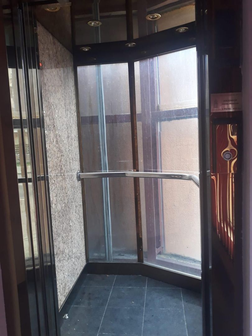 Hotel Capitol de vanzare Valenii de Munte Prahova - Poză 12