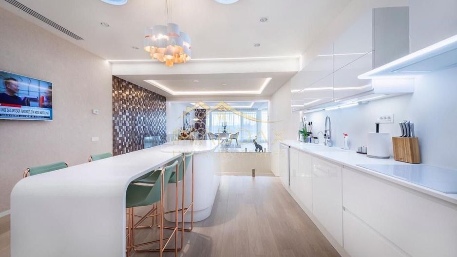 Penthouse cu 5 camere *347mp* + terasa 101mp* // Zona Herastrau - Poză 16