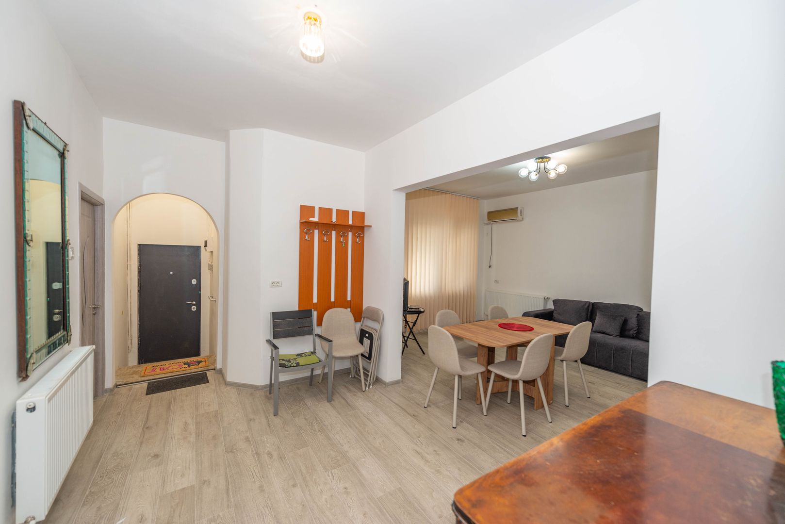 Apartament trei camere in vila,  de inchiriat, 109 mp, zona Dorobanti - Poză 2