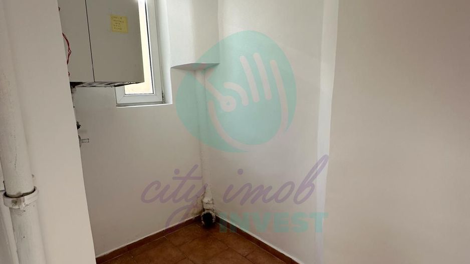 3 camere la vila in zona Calea Calarasilor - Poză 7