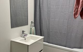 Apartament de 3 camere, modern, 60mp, parcare, zona Golden Tulip - Poză 5