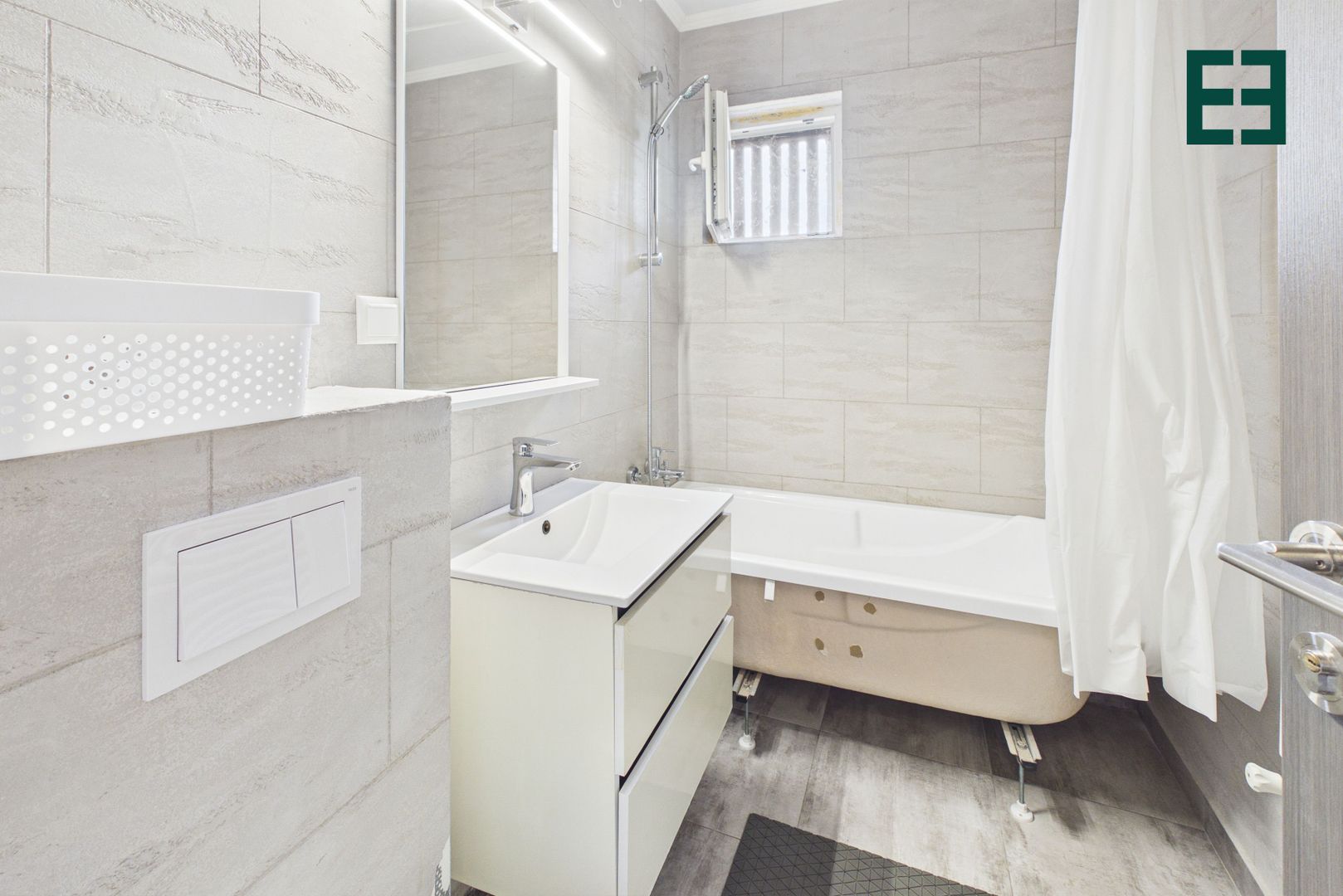 De închiriat - Apartament cu 2 camere -  Zonă Centrală - Arad - Poză 5