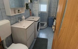 Garsonieră de închiriat lângă metrou Favorit – confort, acces rapid și - Poză 2