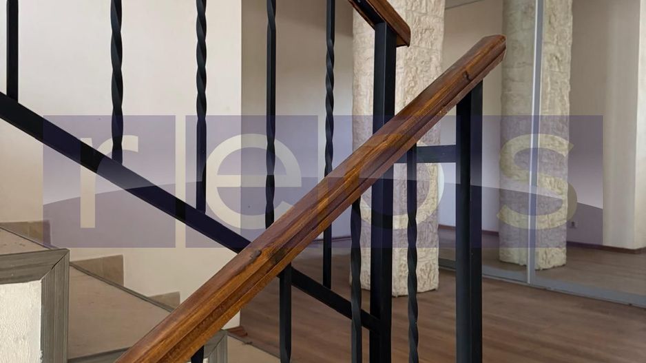 DE VÂNZARE VILĂ | OPORTUNITATE DE INVESTIȚIE | PRETABILĂ CENTRU BĂTRÂNI - Poză 18