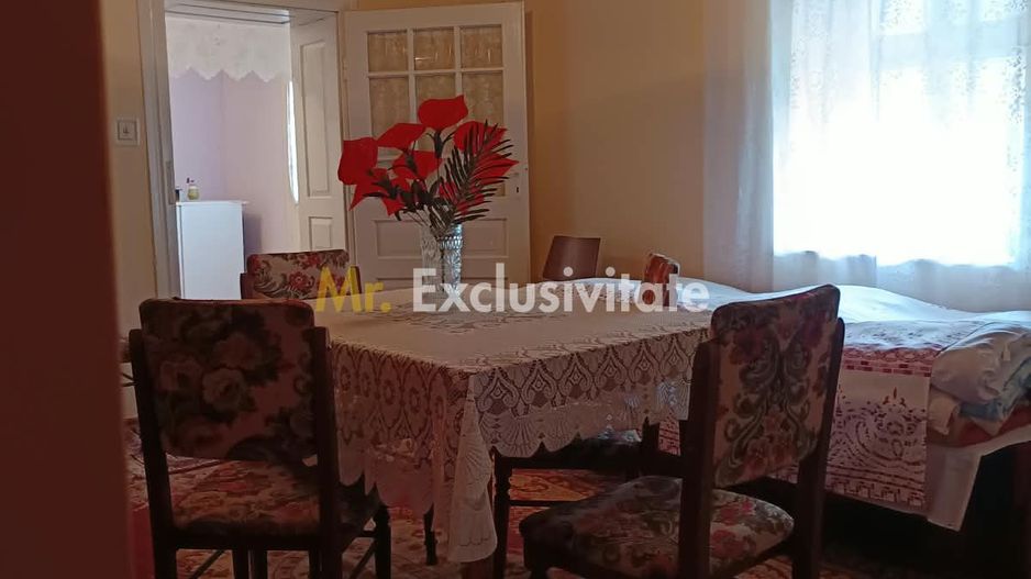 Casă tradițională cu teren de 4.400 mp în Vașad - Poză 17