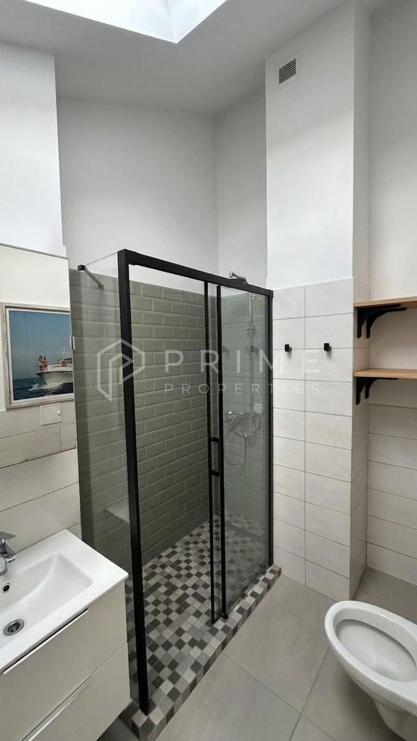 Apartament 2 camere si 2 bai Deosebit , Complet Renovat-zona Centrala - Poză 7