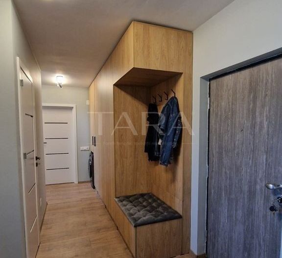 Apartament modern cu 3 camere, terasă și parcare subterană. - Poză 10