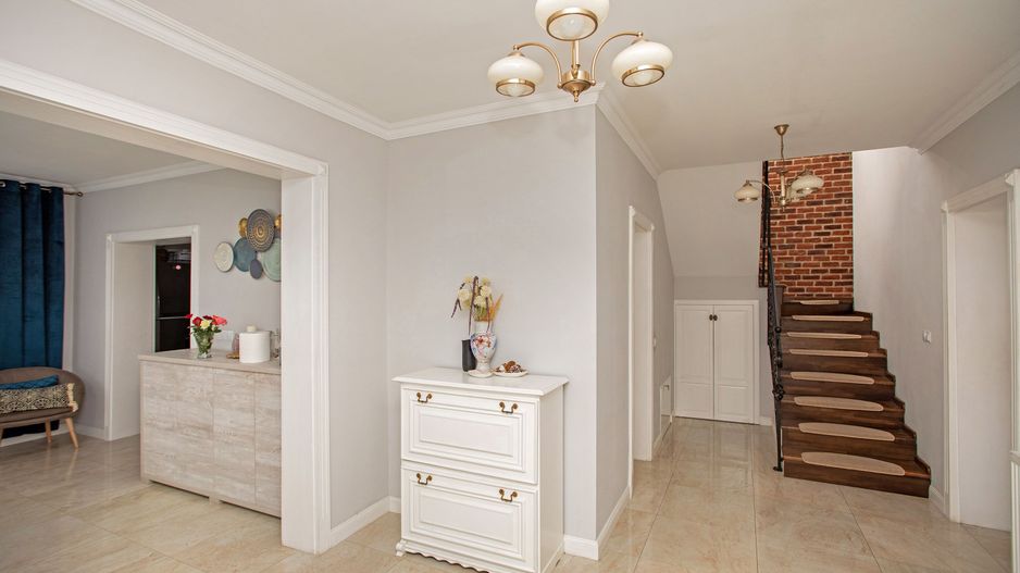 Vilă P+M, Clujului, 190 mp, teren 520 mp, singur în curte. 230 000 E - Poză 14