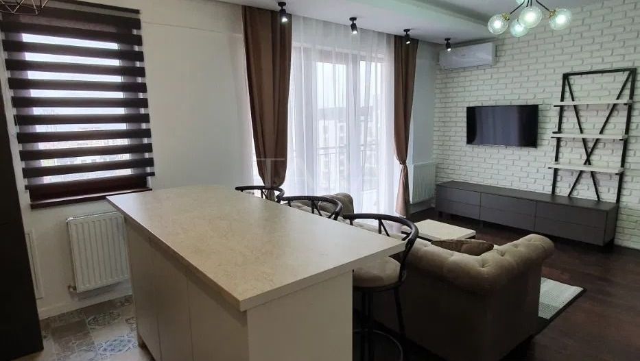 Apartament premium cu 2 camere, terasă, parcare subterană, Europa. - Poză 2
