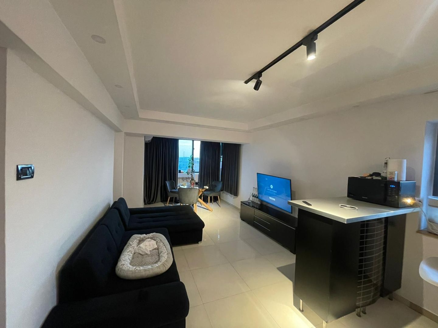 Apartament 3 camere Piață Alba Iulia | Terasa 40mp - Poză 2