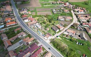 Casa 4 camere 90 M² cu 2.770 M² teren+posibilitate încă 1.200 M² teren - Poză 2