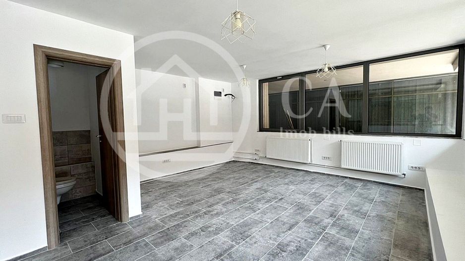 Spatiu comercial de inchiriat ultracentral, Oradea - Poză 3