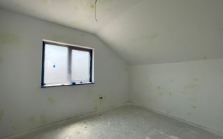 Casă individuală cu garaj-Moșnița Veche - Poză 8