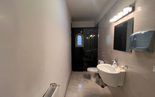 VILA INTERBELICĂ LA INCHIRIERE IN ZONA 1 MAI - Poză 9