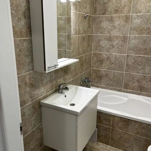 Garsoniera de inchiriat Militari Residence - Poză 2